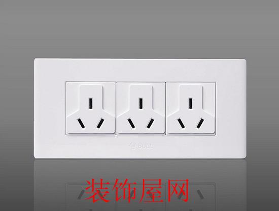 可来博和公牛插座哪个更好 可来博和公牛插座哪个更好